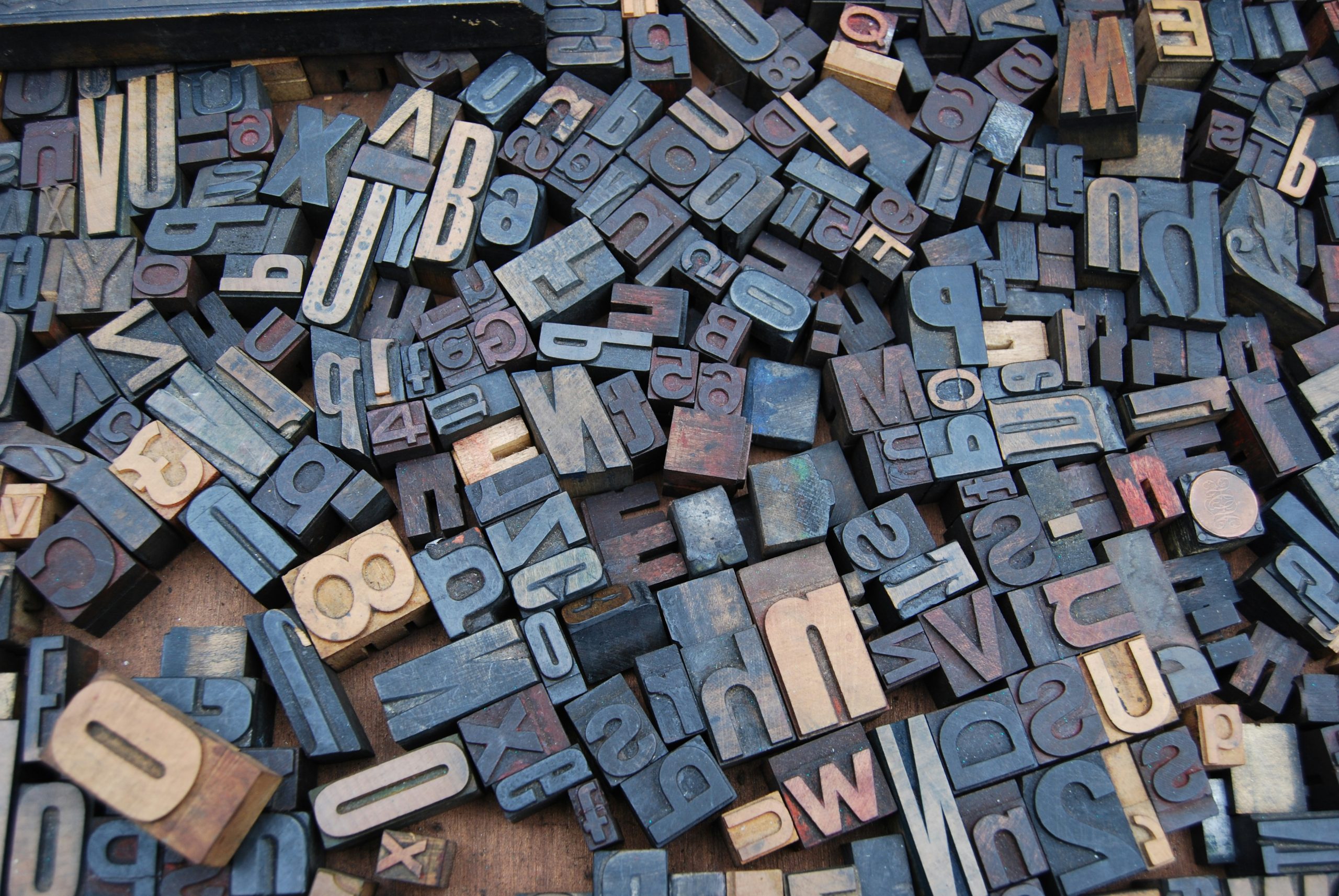Read more about the article How Not To Mistake Middle English For Old English: 5 Things To Look Out For